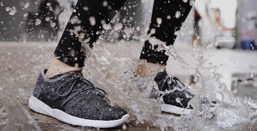 کفش‌های ورزشی مقاوم در برابر آب
